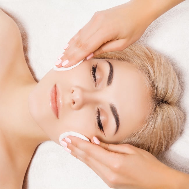 Peeling Facial Químico y Mascarilla