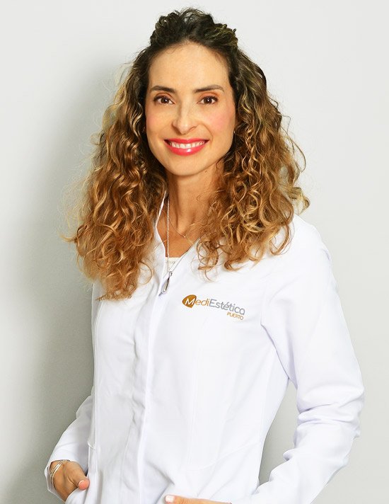 dolores lopera medico estetico cadiz